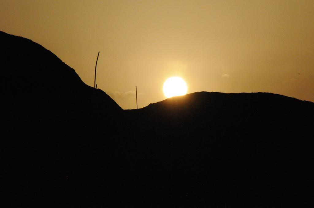 Dead Sea Dawn Neot HaKikar Exterior photo